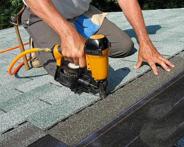 Best Flat Roof Repair Services  in Longbranch, WA